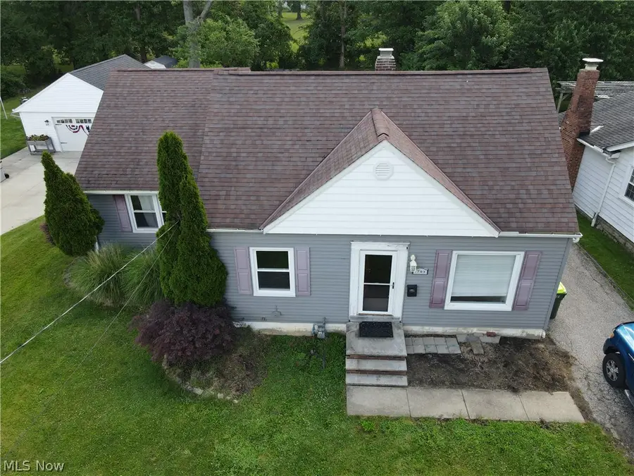 1703 E 300th Street, Wickliffe, OH 44092 - #2