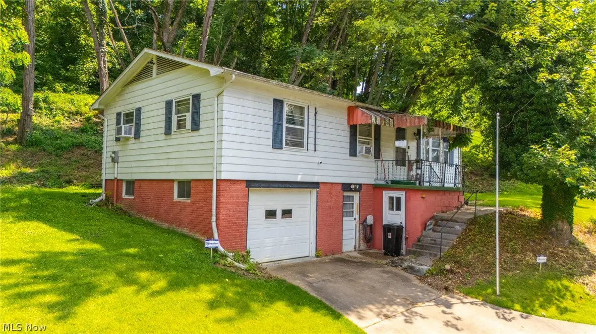 820 Mariann Drive, Martins Ferry, OH 43935 - #1
