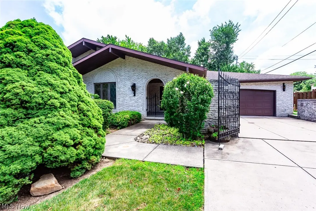 6694 Beverly May Drive, Independence, OH 44131 - #1