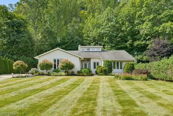 2596 Dodd Road, Willoughby Hills, OH 44094