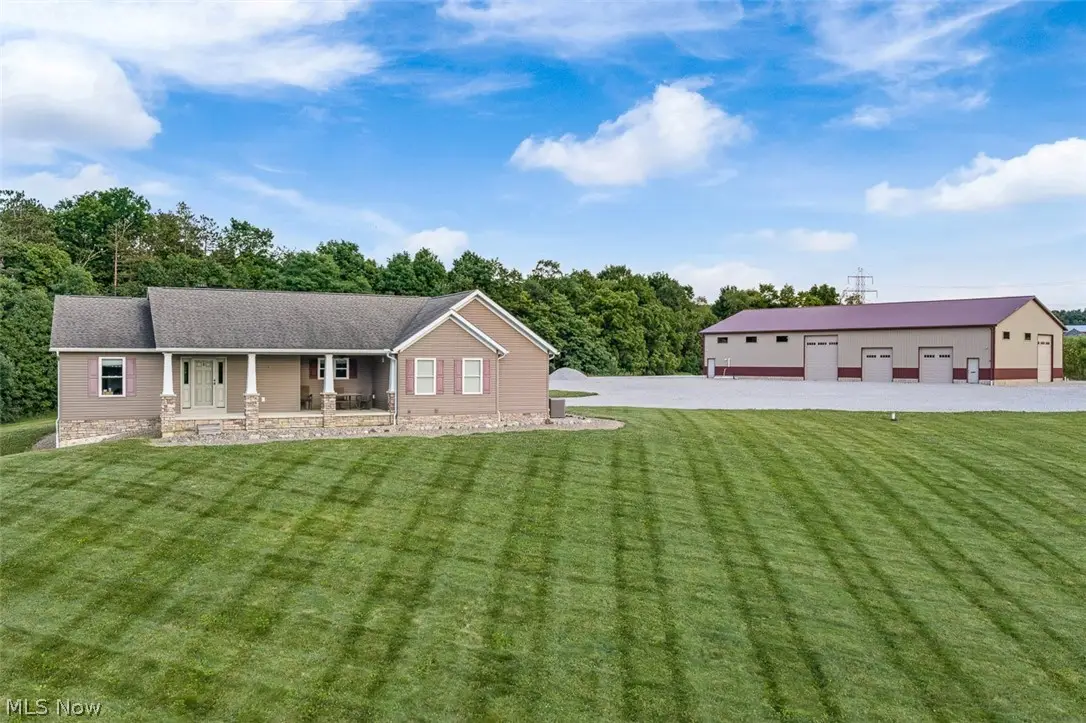 3788 Deerfield Nw Avenue, North Lawrence, OH 44666 - #1
