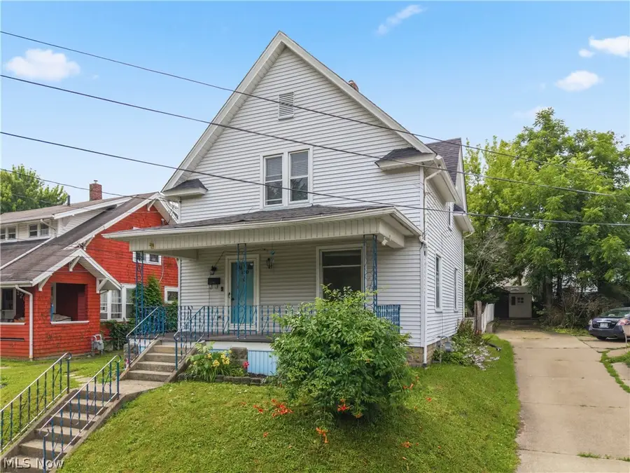 330 W Market Street, Alliance, OH 44601 - #2