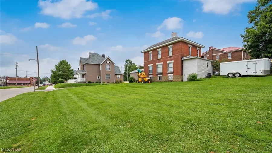 1102 Gaston Avenue, Cambridge, OH 43725 - #2