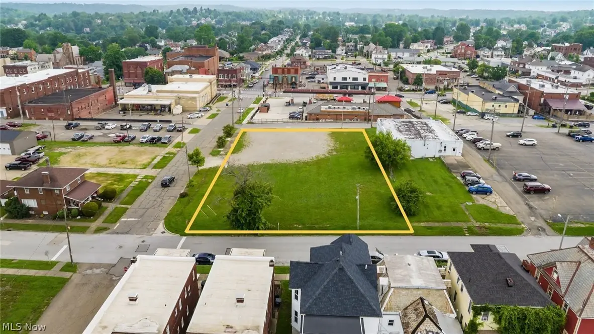 1007 Gaston Avenue, Cambridge, OH 43725 - #1