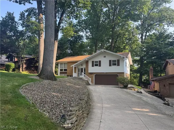 205 Rutledge Drive, Akron, OH 44319