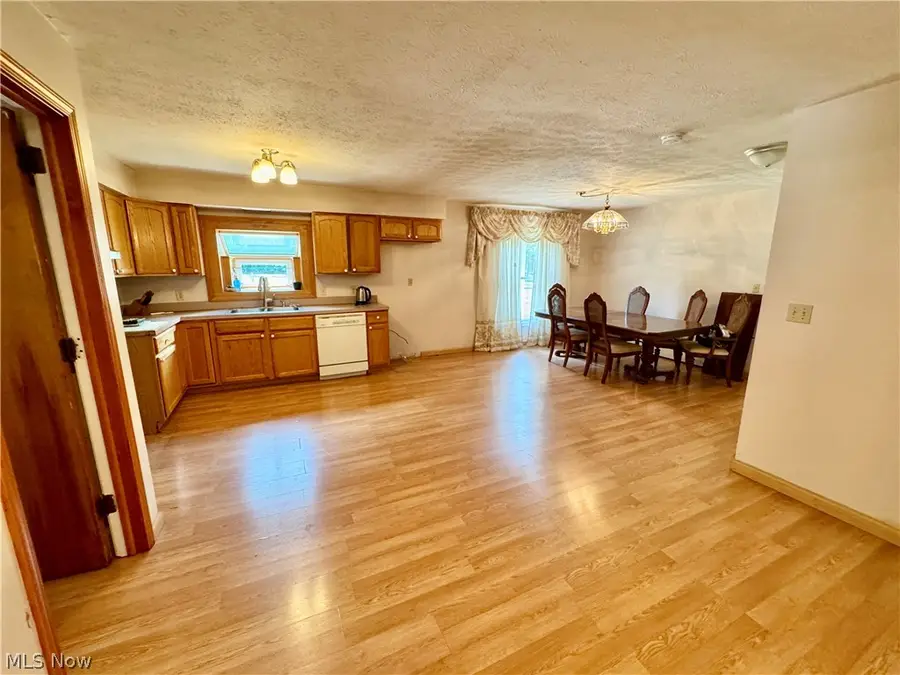 2838 Forest Lane, Willoughby Hills, OH 44094 - #3