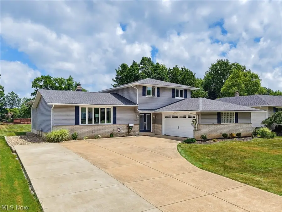 7171 Lakeview Drive, Parma, OH 44129 - #3