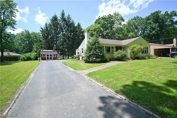 4048 Dover Road, Youngstown, OH 44511