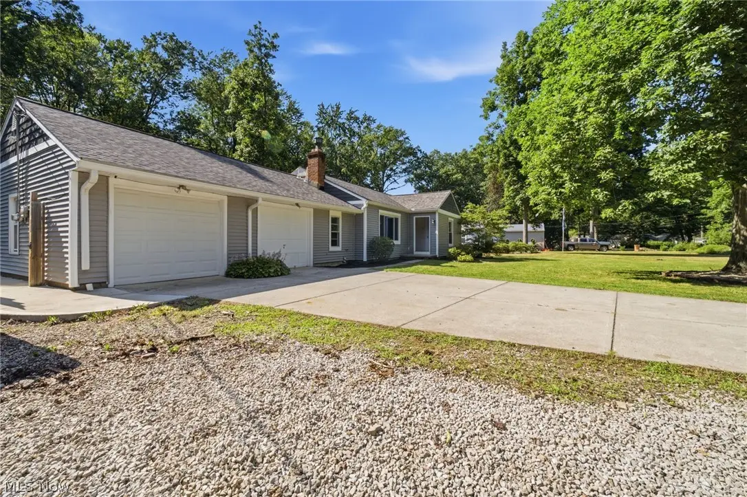 6024 Louis, North Olmsted, OH 44070 - #1