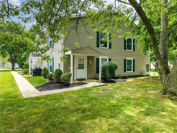 277 Canterbury Lane #D-34, Medina, OH 44256