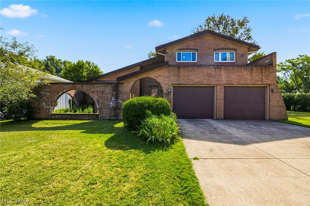 1077 Brainard Road, Highland Heights, OH 44143 - #1