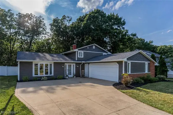 15628 Creekwood Lane, Strongsville, OH 44136