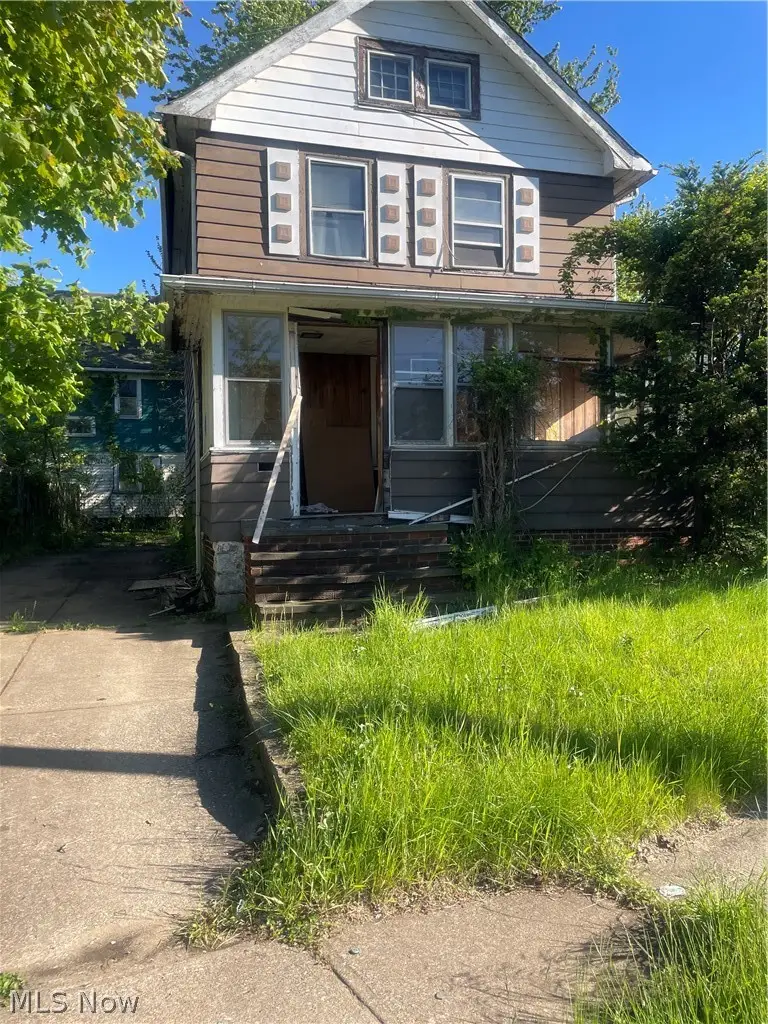 9118 Hillock Avenue, Cleveland, OH 44108 - #1