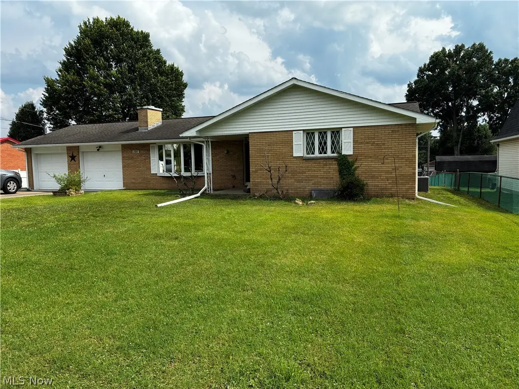 2317 Miller Ave, Belpre, OH 45714 - #1