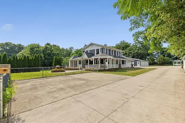2151 Beach Drive, Akron, OH 44312