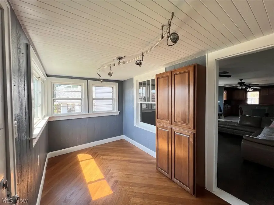 8309 Bancroft Avenue, Cleveland, OH 44105 - #2