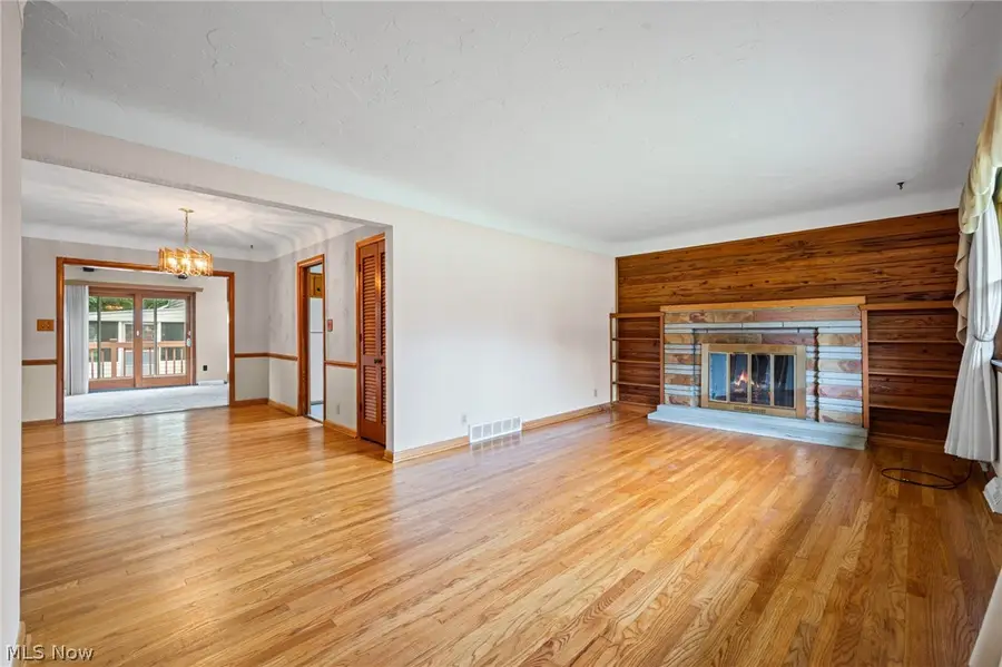 1978 Bassett Road, Westlake, OH 44145 - #3