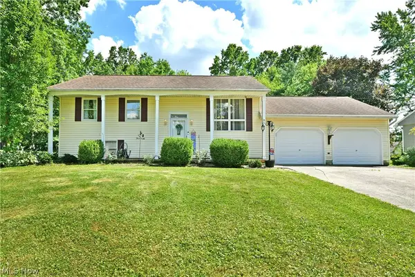 8350 Venice Heights Ne Drive, Warren, OH 44484