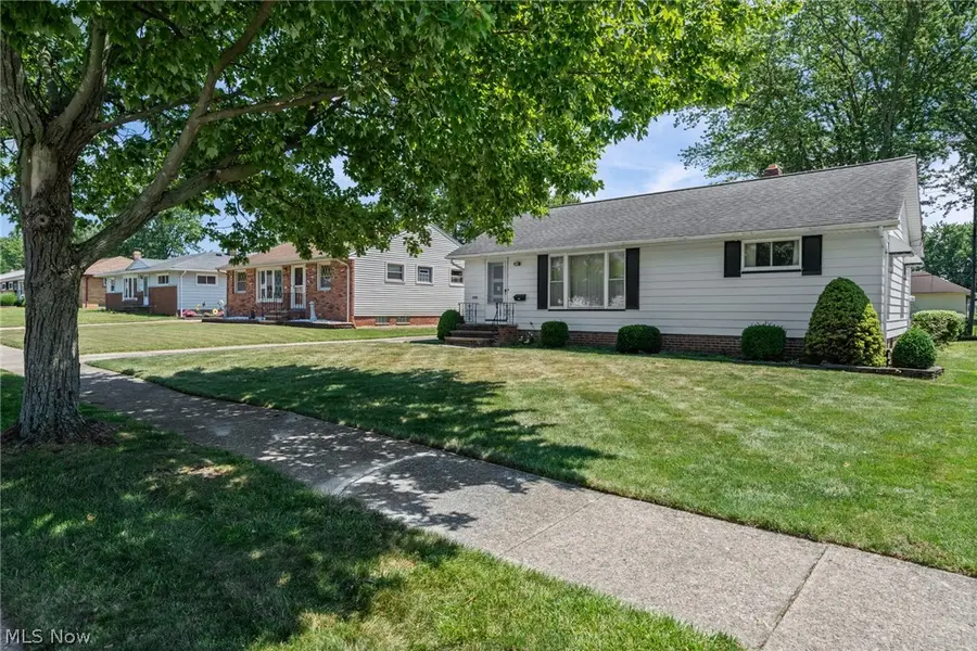 11021 Schwab Drive, Parma, OH 44130 - #3
