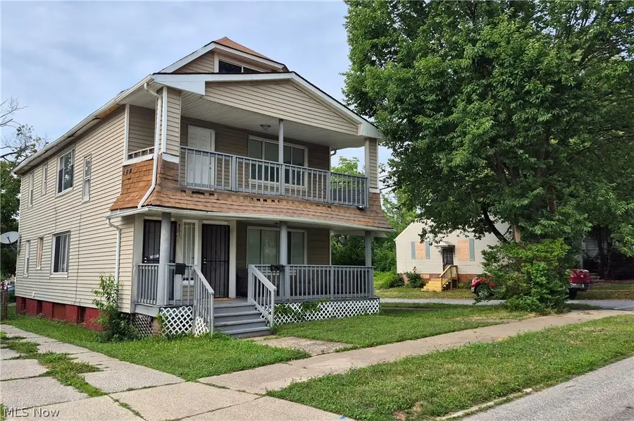 8511 Jeffries Avenue, Cleveland, OH 44105 - #2