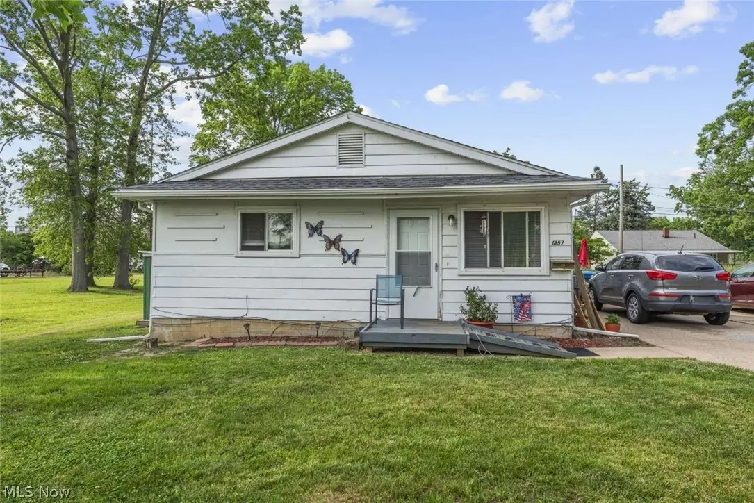 1857-1859 E 39th Street, Lorain, OH 44055 - #1