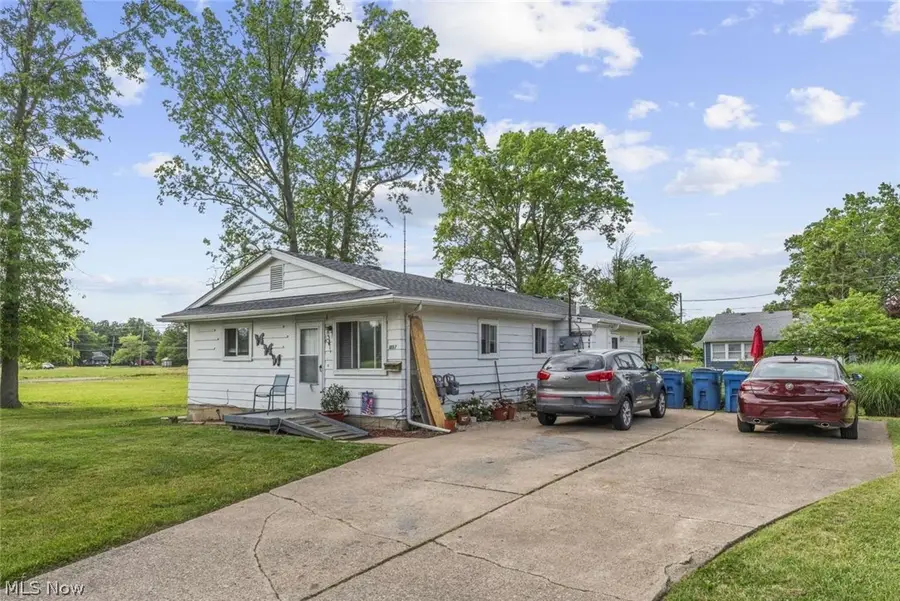 1857-1859 E 39th Street, Lorain, OH 44055 - #3