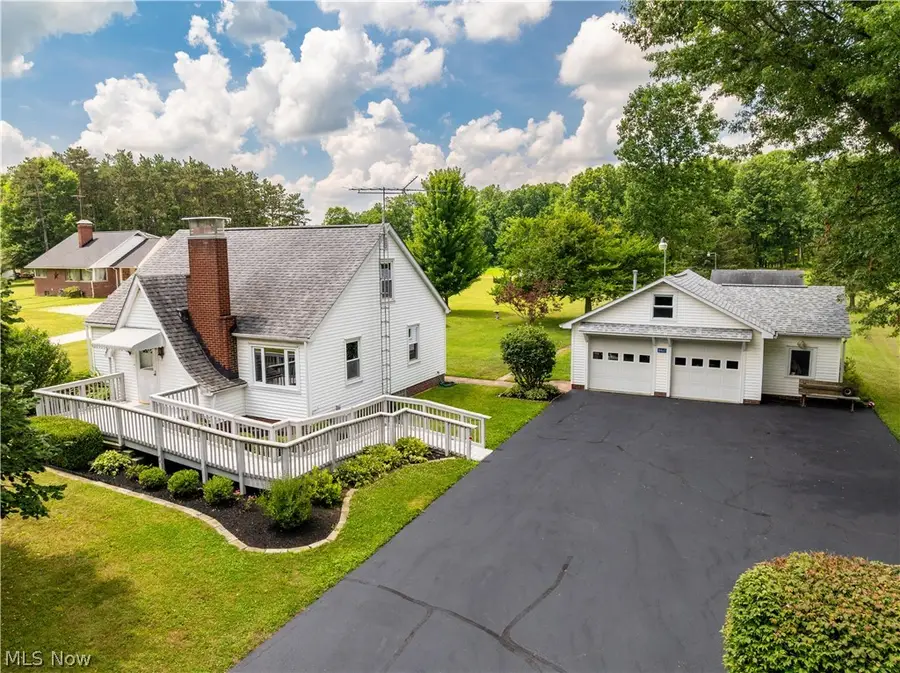 8463 Schubert Ne Avenue, Alliance, OH 44601 - #2