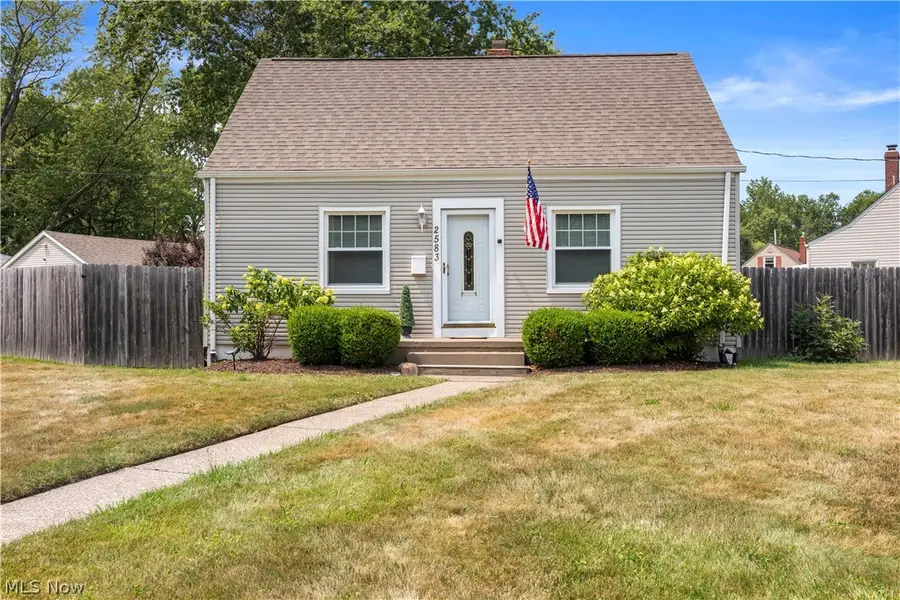 2583 E 38th Street, Lorain, OH 44055 - #2