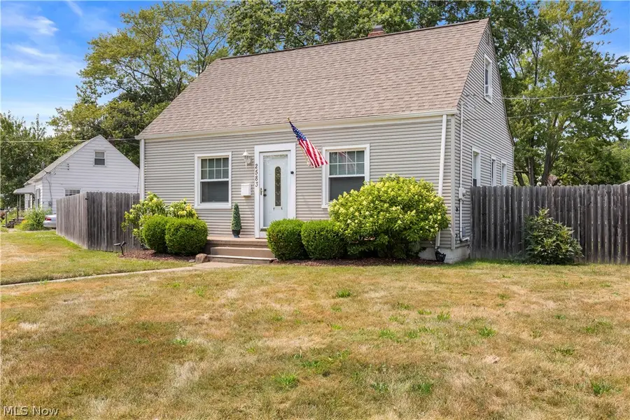2583 E 38th Street, Lorain, OH 44055 - #3