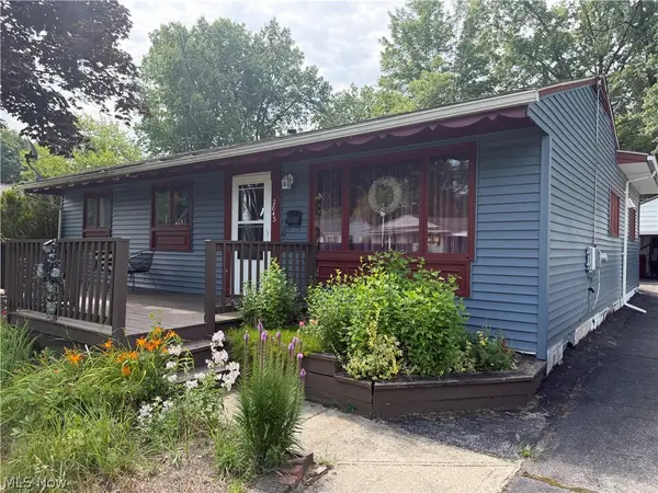 2843 Linda Nw Drive, Warren, OH 44485
