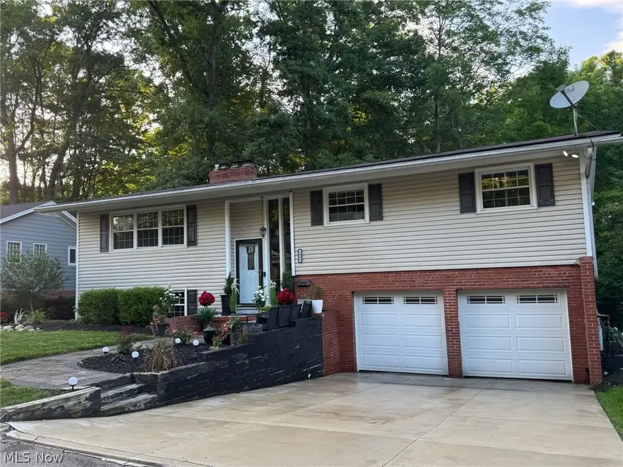 1883 Ashwood Drive, Akron, OH 44313 - #3