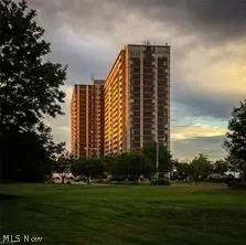12900 Lake Avenue #1125, Lakewood, OH 44107