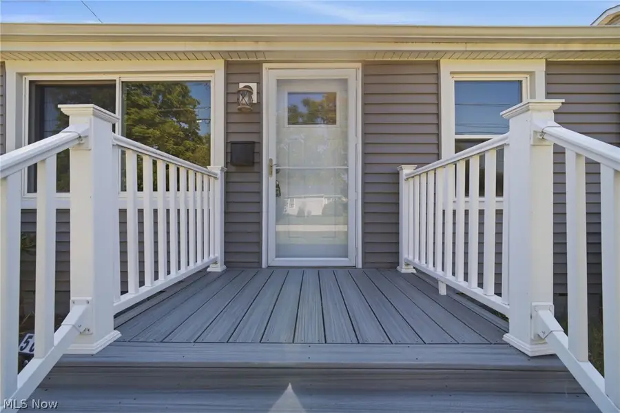 5635 Park Street, Mentor On The Lake, OH 44060 - #2