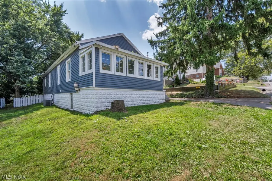 364 Rexford Street, Akron, OH 44314 - #3