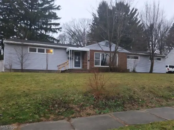 1576 Hammel Street, Akron, OH 44306