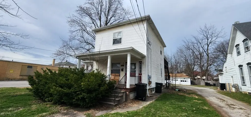 245 7th Street, Elyria, OH 44035 - #1