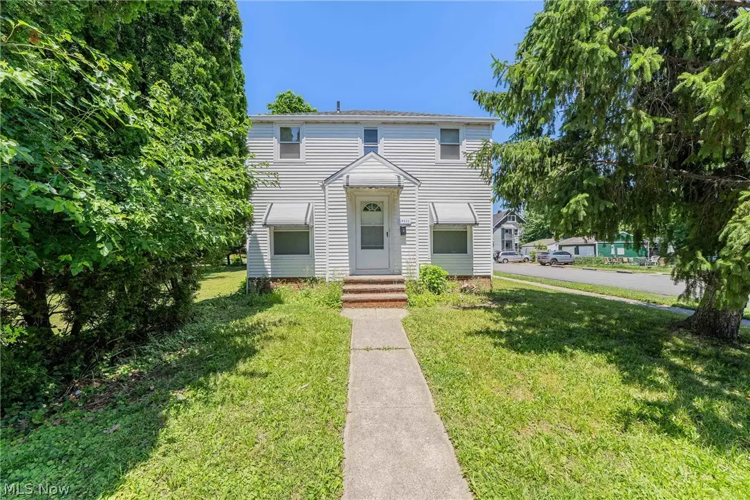 19211 Mohican Avenue, Cleveland, OH 44119 - #1