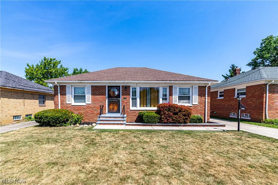 18201 Deforest Avenue, Cleveland, OH 44128 - #1