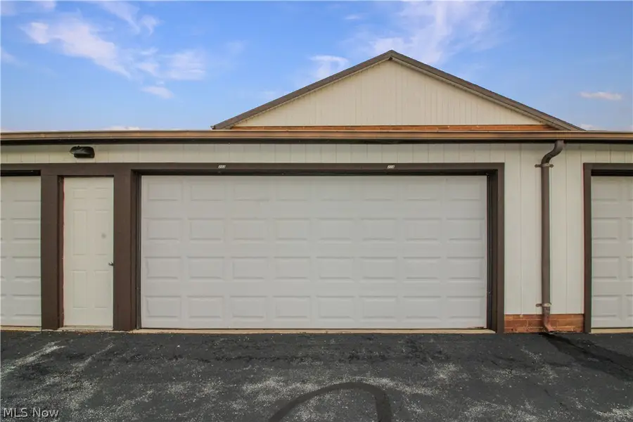 2594 E Sun Valley Drive #204, Port Clinton, OH 43452 - #3
