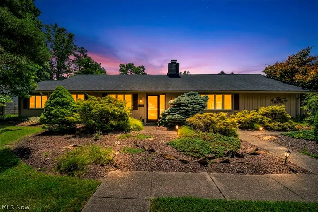 18389 Falling Water Road, Strongsville, OH 44136 - #1