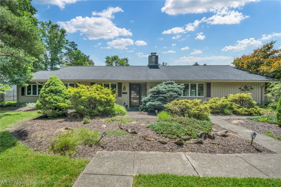 18389 Falling Water Road, Strongsville, OH 44136 - #3