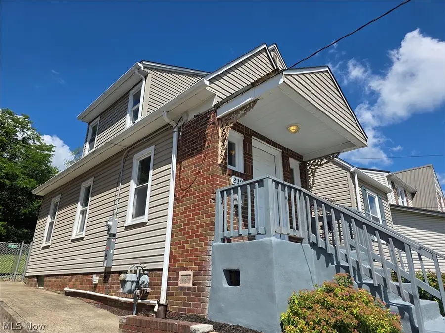 239 Hollywood Boulevard, Steubenville, OH 43952 - #2