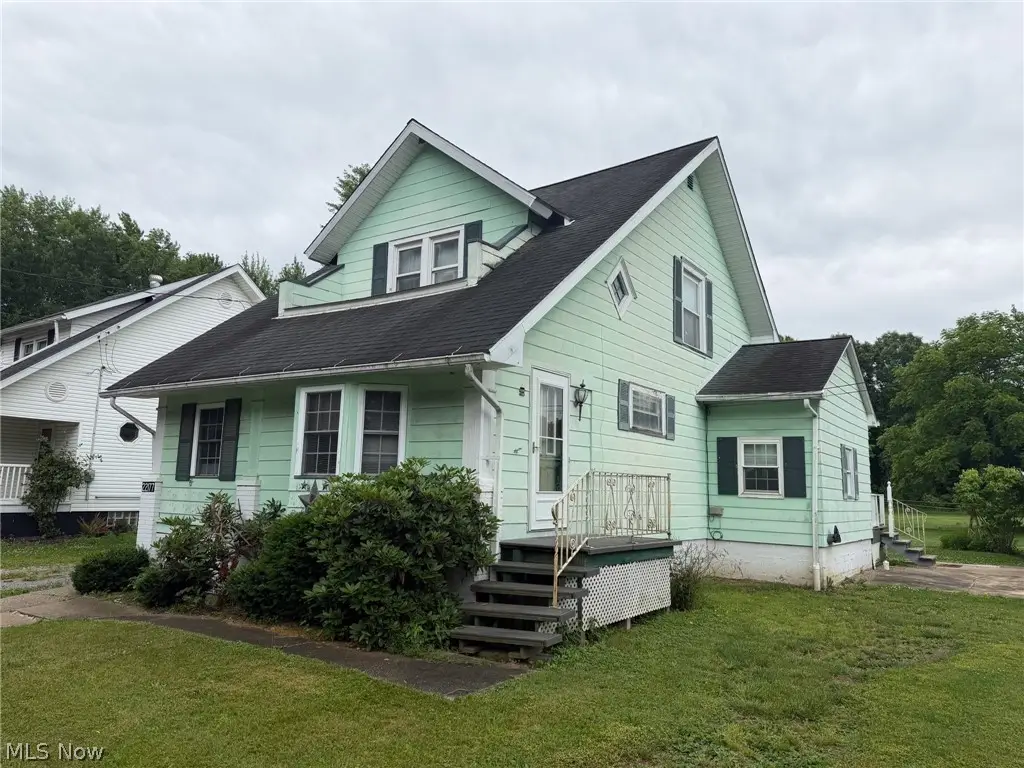 22177 Alden Avenue, Alliance, OH 44601 - #1