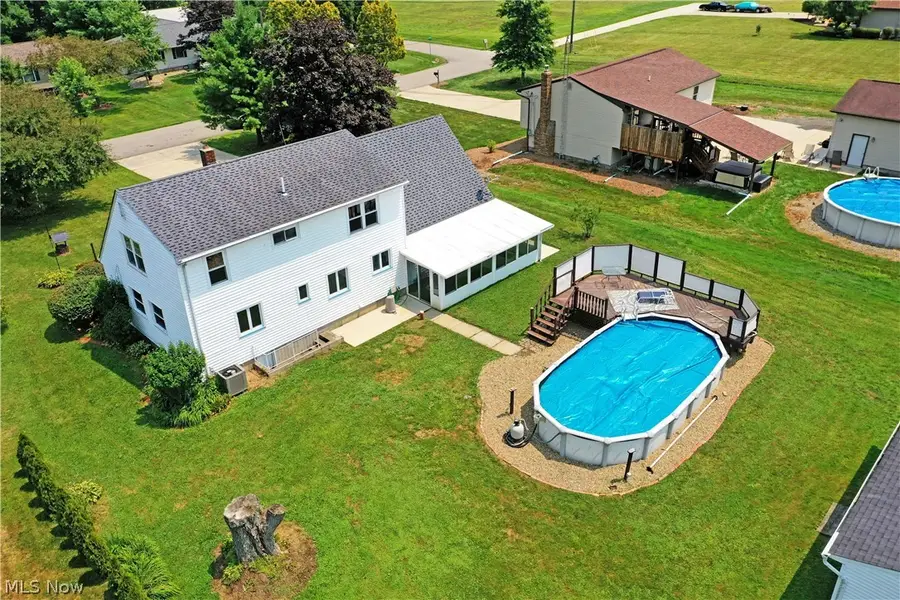 1393 Sunnyfield Nw Avenue, Warren, OH 44481 - #2