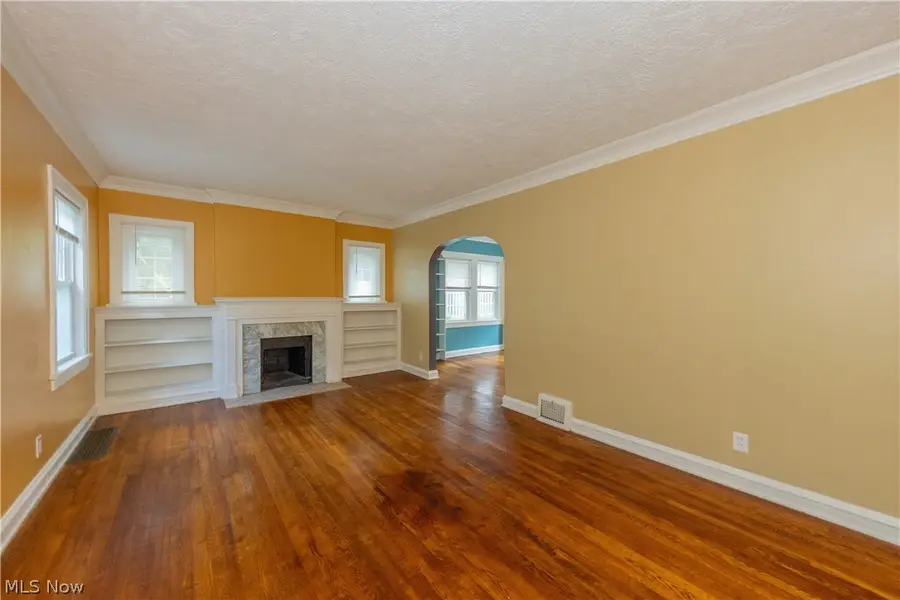 18526 Scottsdale Boulevard, Shaker Heights, OH 44122 - #2