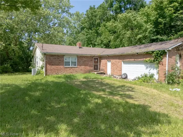 17222 Reynolds Road, West Farmington, OH 44491