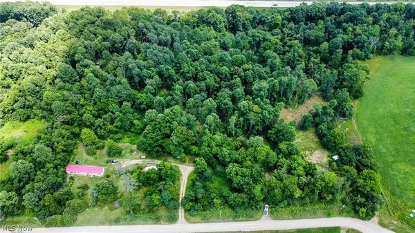 75294 Bethel Road, Newcomerstown, OH 43732