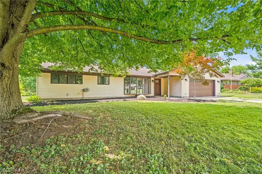 8160 Joyce Road, Broadview Heights, OH 44147 - #3