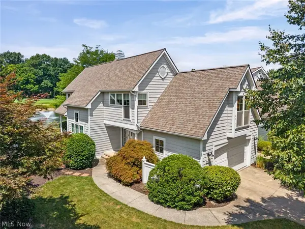 2975 Waterford Drive, Twinsburg, OH 44087