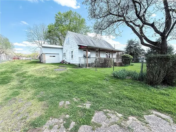 2504 12th Street, Vienna, WV 26105